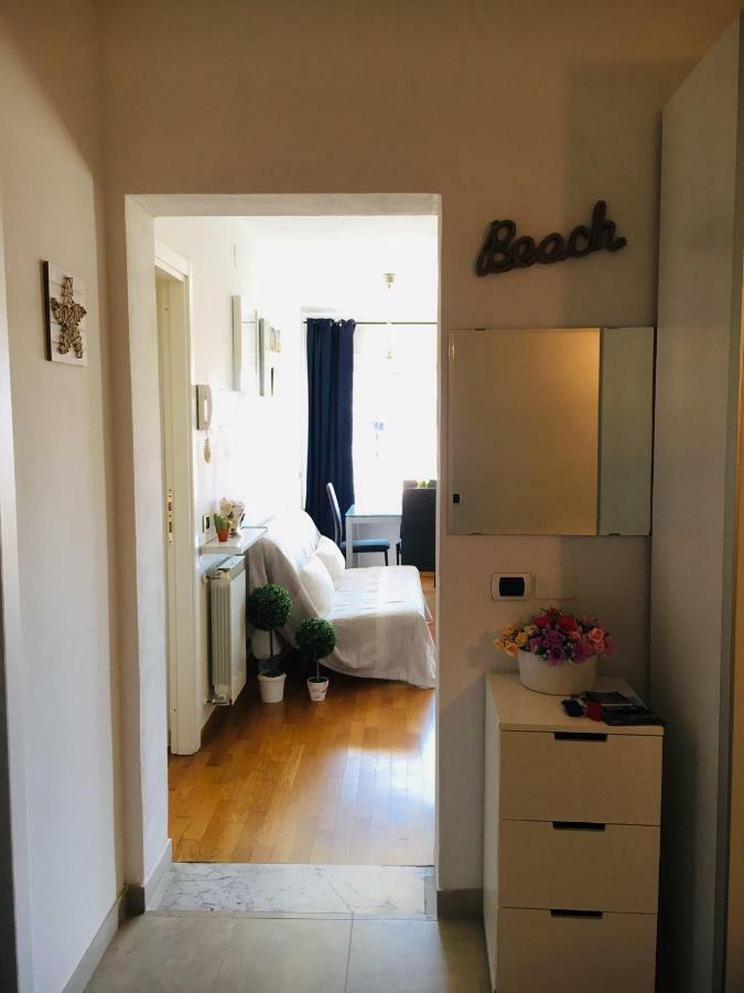 Ledonia Apartment Леричи Экстерьер фото